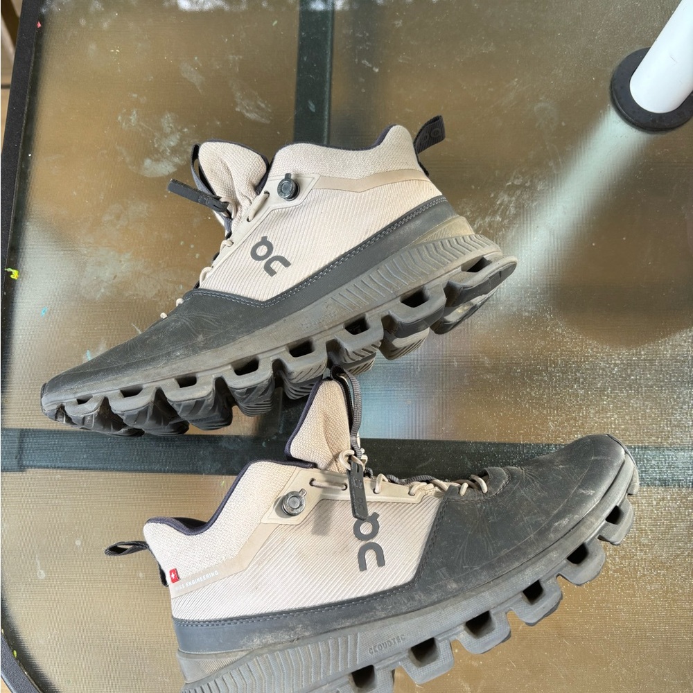 On Running water resistant shoe